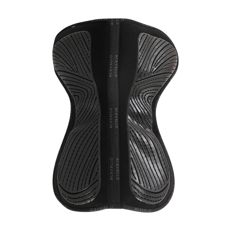 Acavallo Flat Pad in memory foam jumping close contact shape with classic withers and classic spine with suede and non-slip gel grip