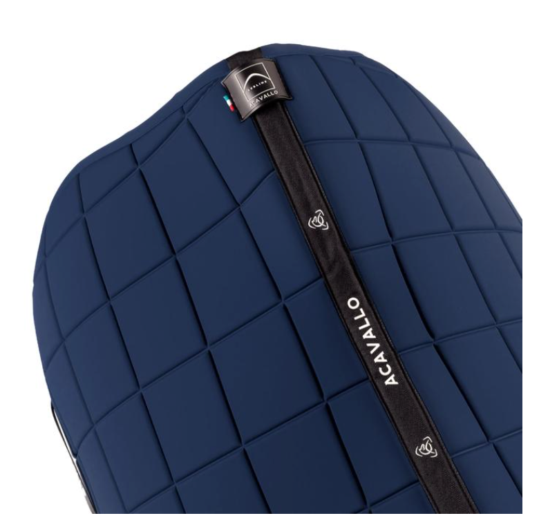 Acavallo Square jumping saddle pad Navy. In thermoformed technical fabric and bamboo fibres