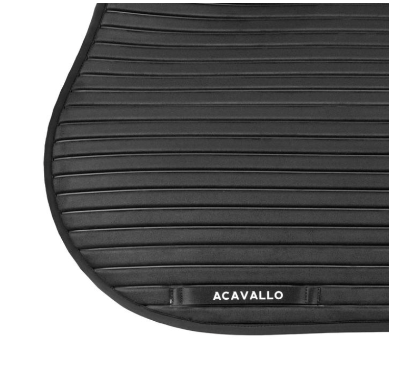 Acavallo Stripe suede jumping saddle pad Black. In thermoformed Louvre and bamboo fibers